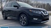 Used SUV 2017 Nissan Rogue Black for sale in Calgary