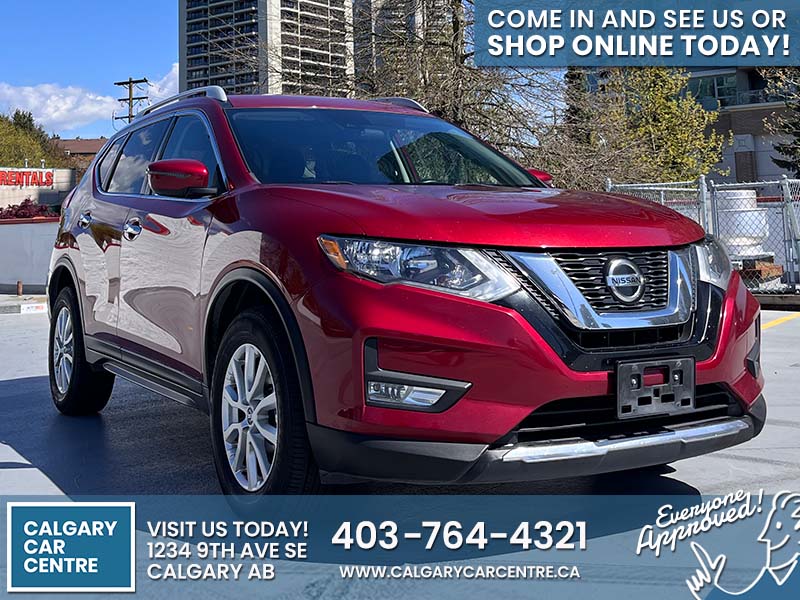 Used SUV 2019 Nissan Rogue Red** for sale in Calgary